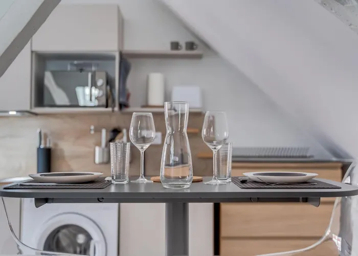 L'atypique - Echappee Sous Les Toits