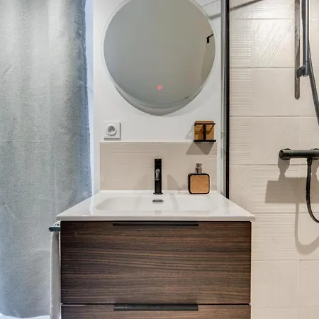 L'atypique - Echappée Sous Les Toits